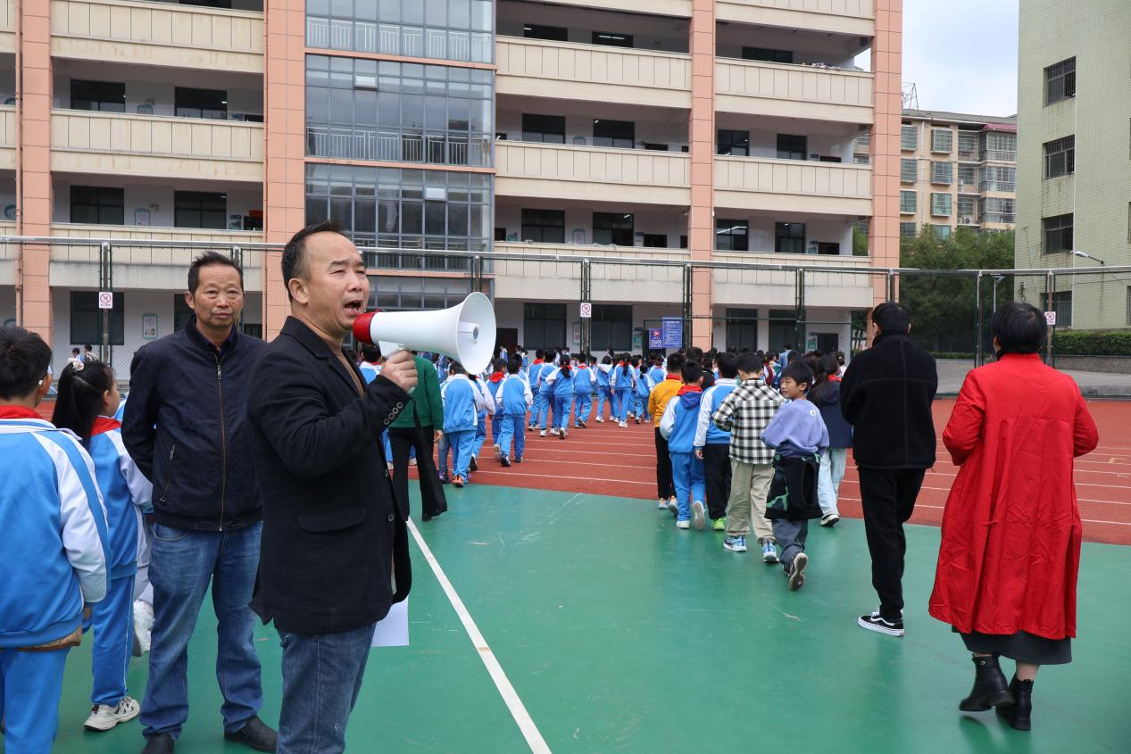 以練筑防 護(hù)航平安