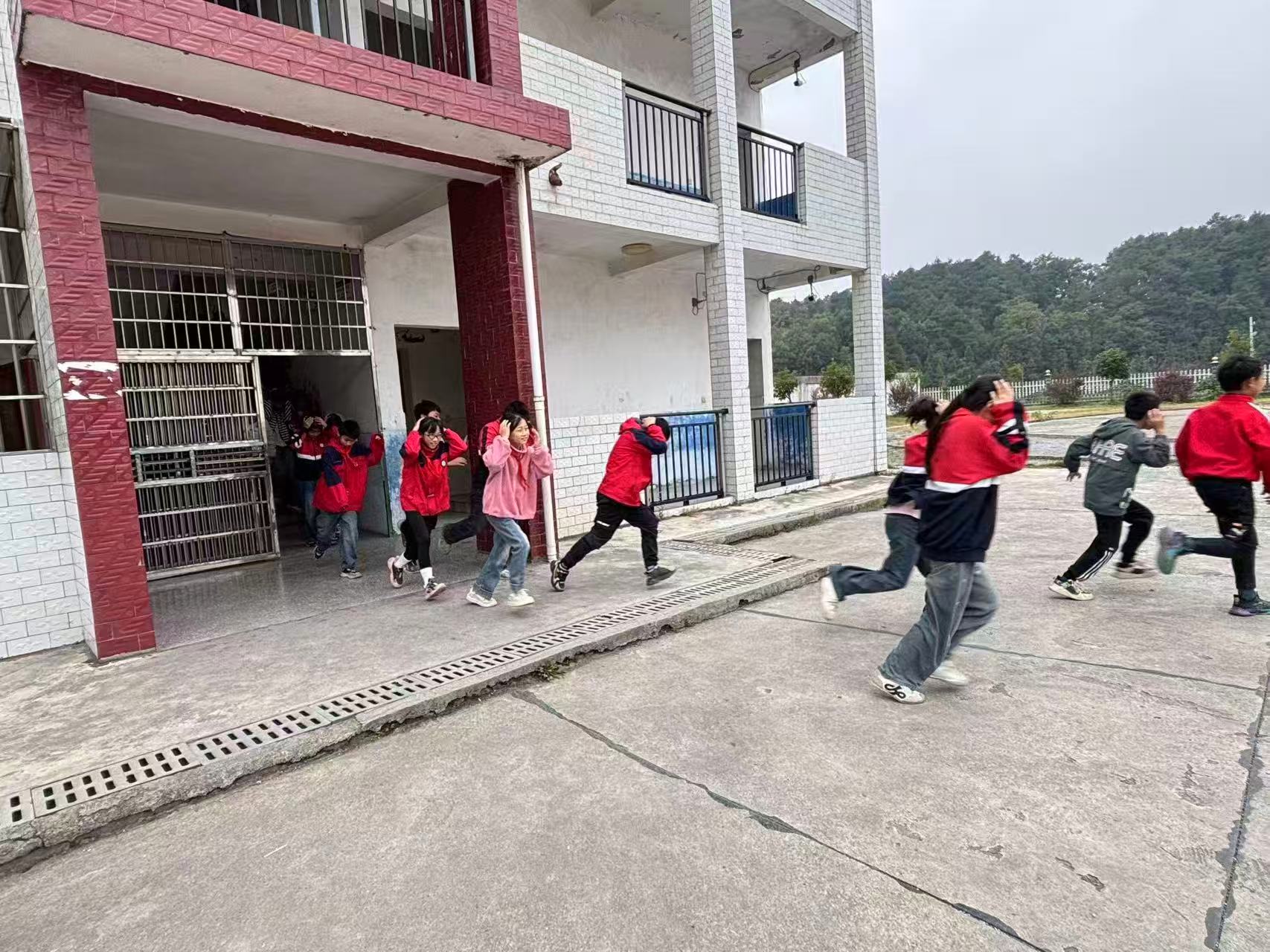 居安思危，防患于未“震”