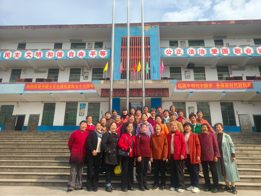 九九重陽節(jié)，濃濃敬老情