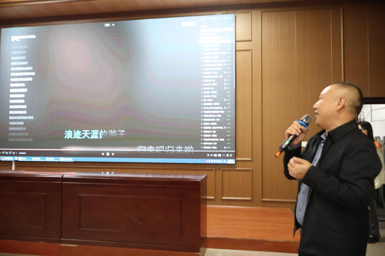 城區(qū)二小舉行重陽(yáng)節(jié)主題活動(dòng)：九九又重陽(yáng)，一堂歡宴暖桑榆