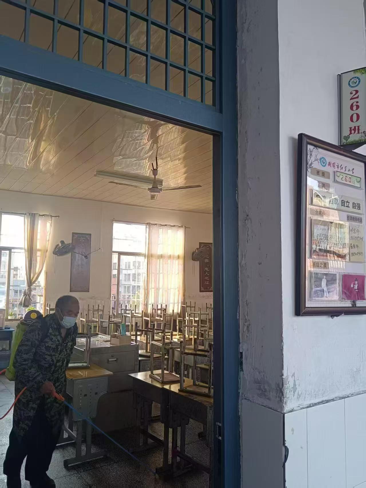 多策并舉織密網(wǎng) 健康校園共守護(hù)