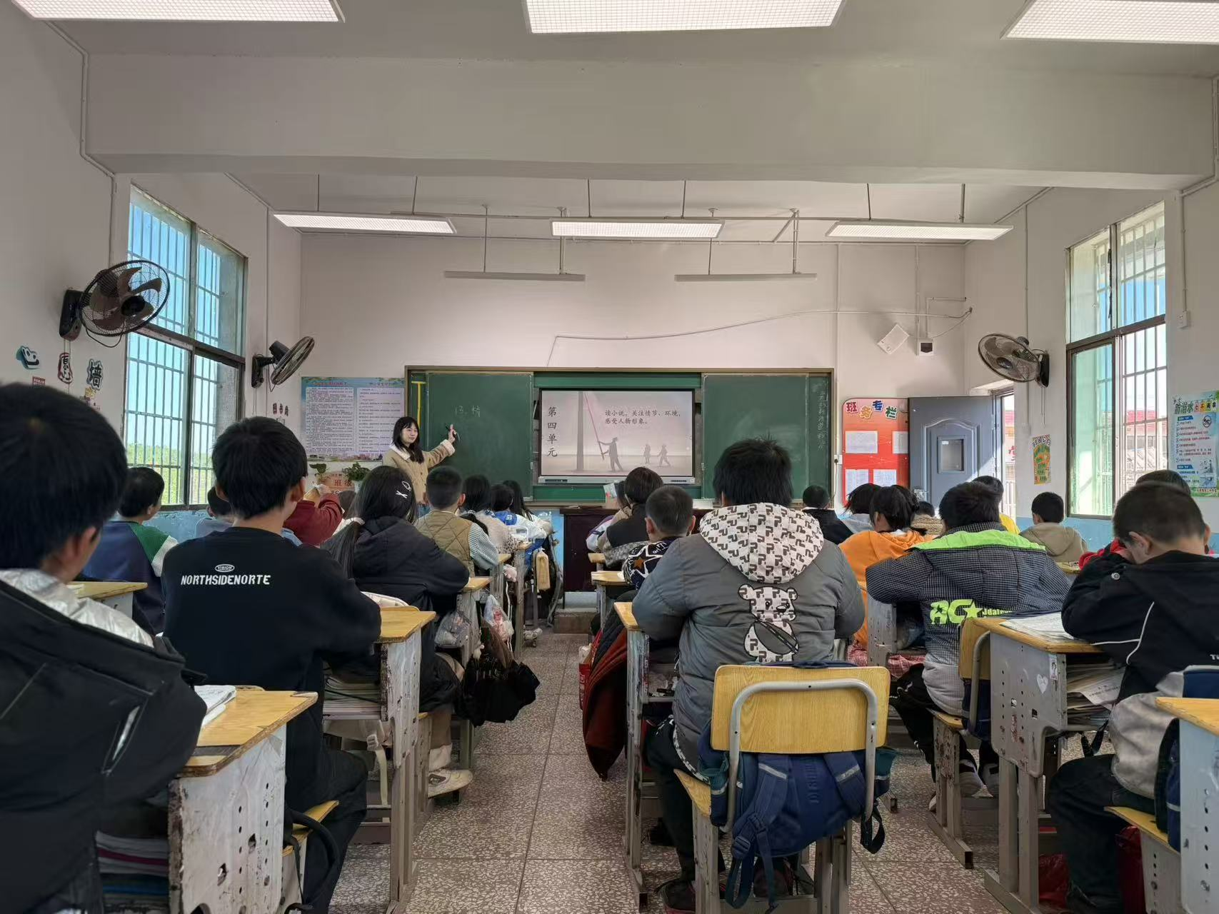 下花橋雙江片小學(xué)校本研修聚合力，鄉(xiāng)村教研譜新篇