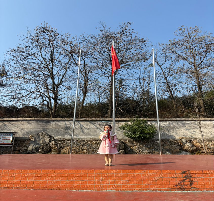 秋韻滿校園 書香潤童心