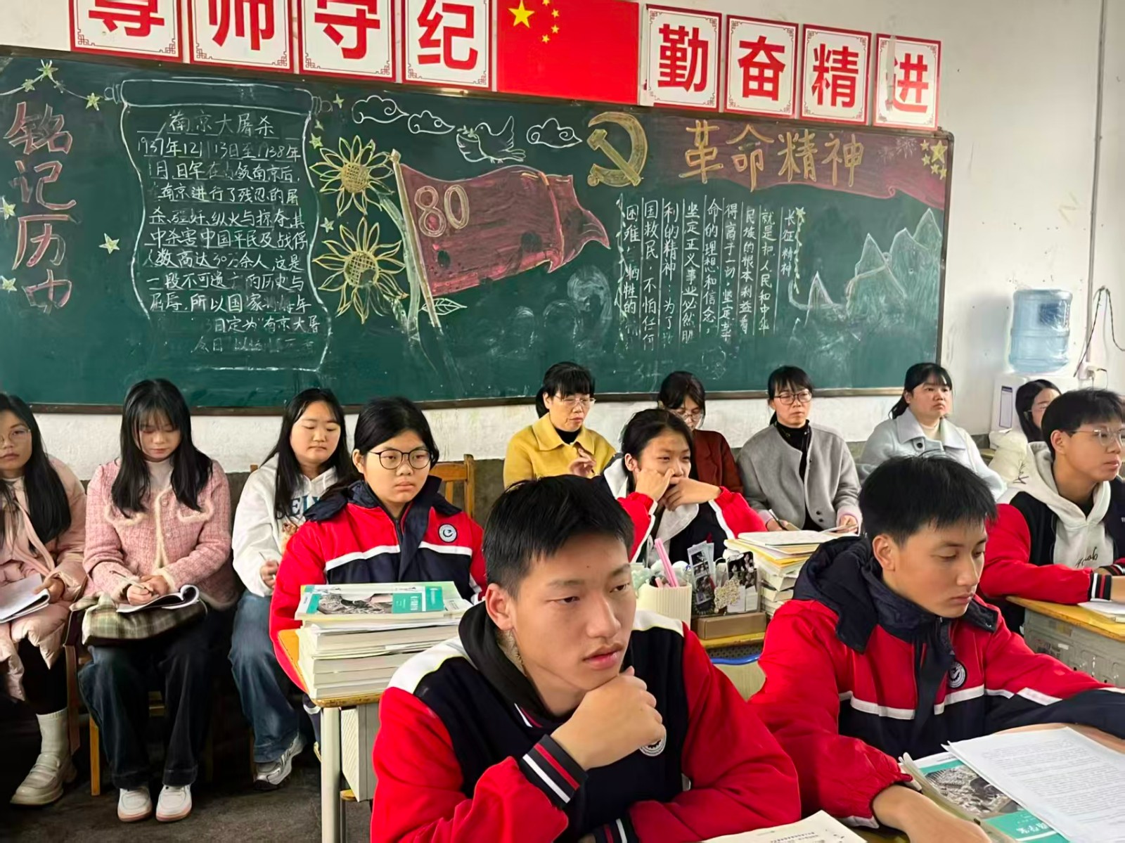 推開(kāi)五扇窗，看見(jiàn)新語(yǔ)文