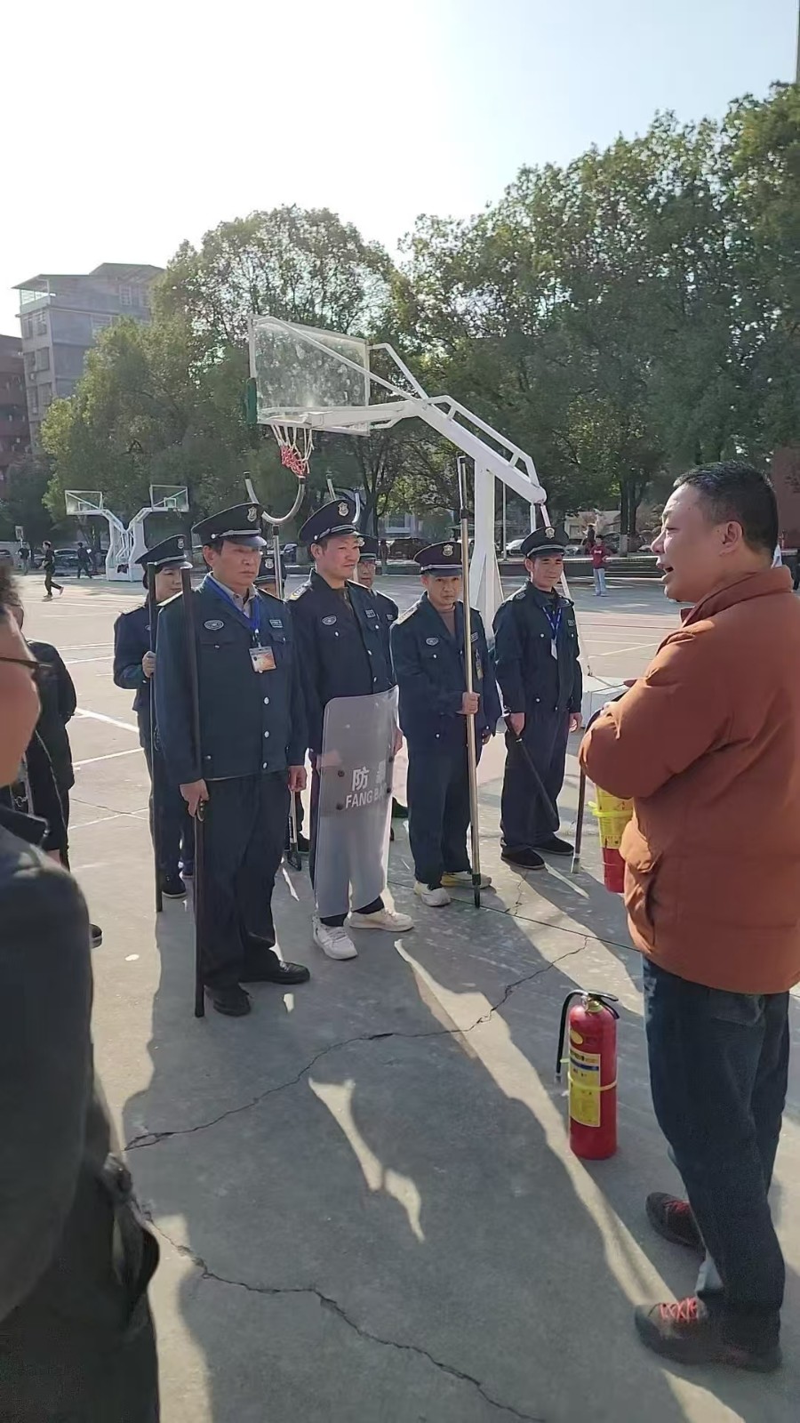 隆回二中：筑牢校園安全防線