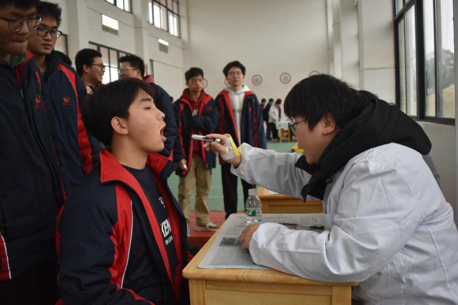 隆回縣2026年高考體檢圓滿收官